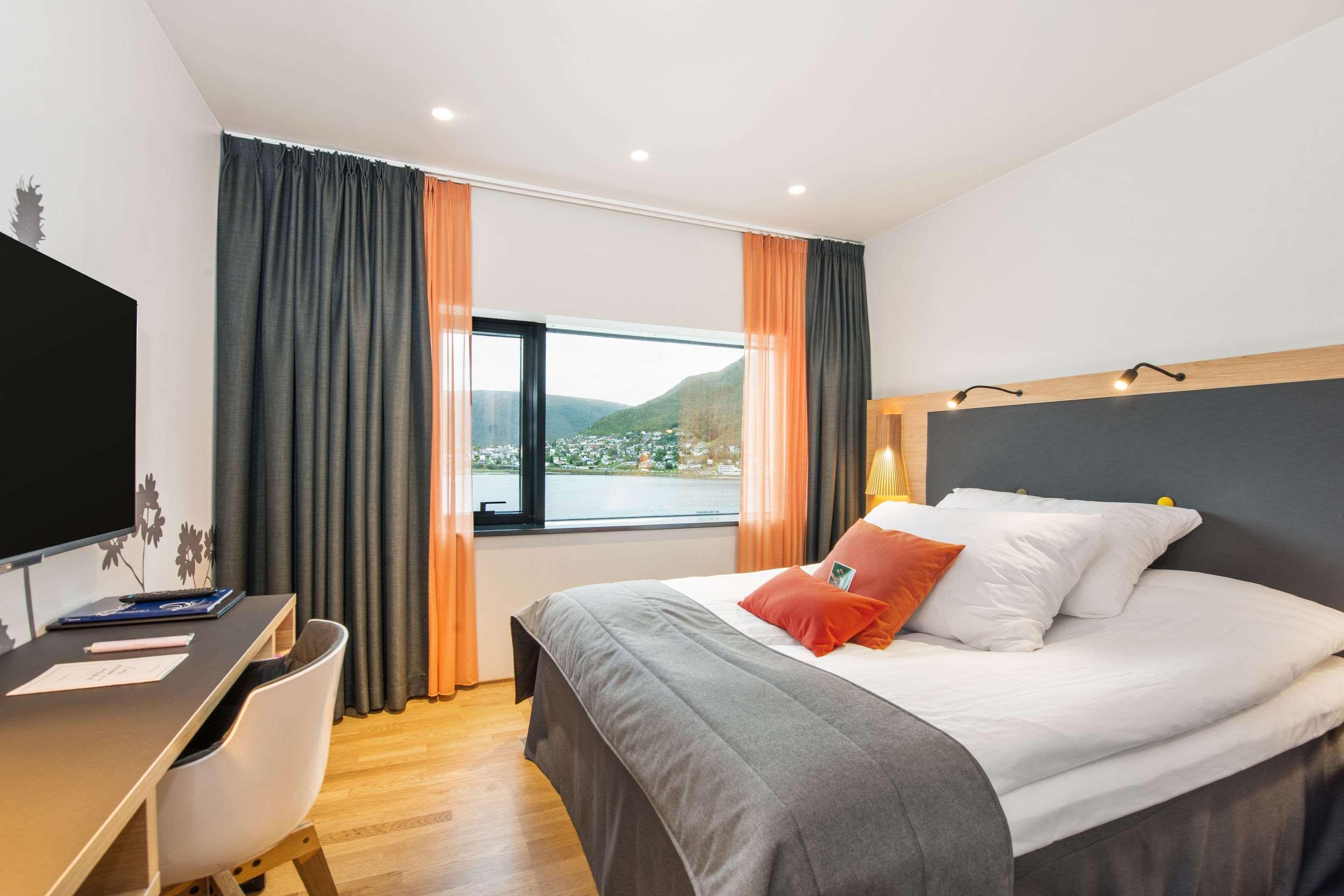 Clarion Hotel The Edge Tromsø Esterno foto