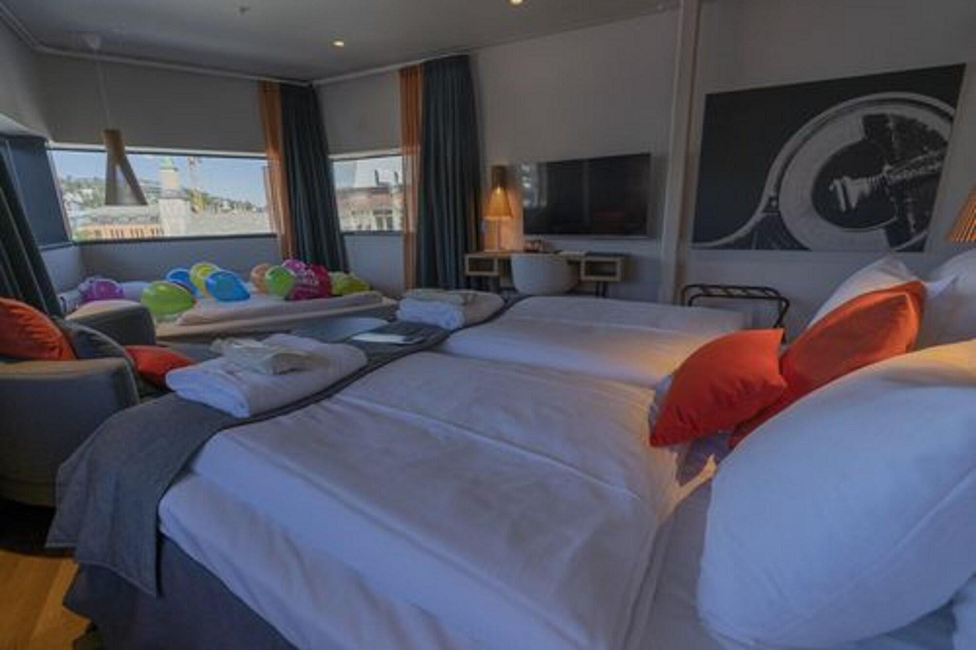 Clarion Hotel The Edge Tromsø Esterno foto